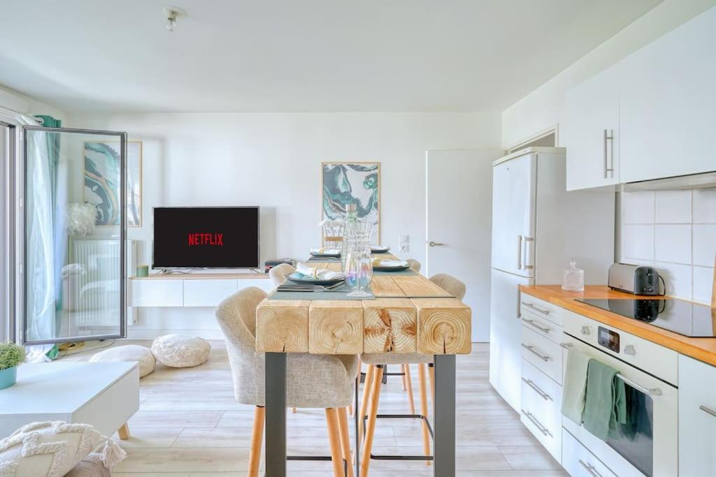 Ferienwohnung T2 LUXE proche PARIS TERRASSE PARKING PRIVE Vitry-sur-Seine Exterior foto