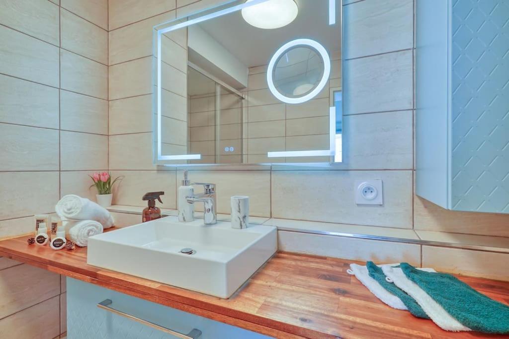 Ferienwohnung T2 LUXE proche PARIS TERRASSE PARKING PRIVE Vitry-sur-Seine Exterior foto